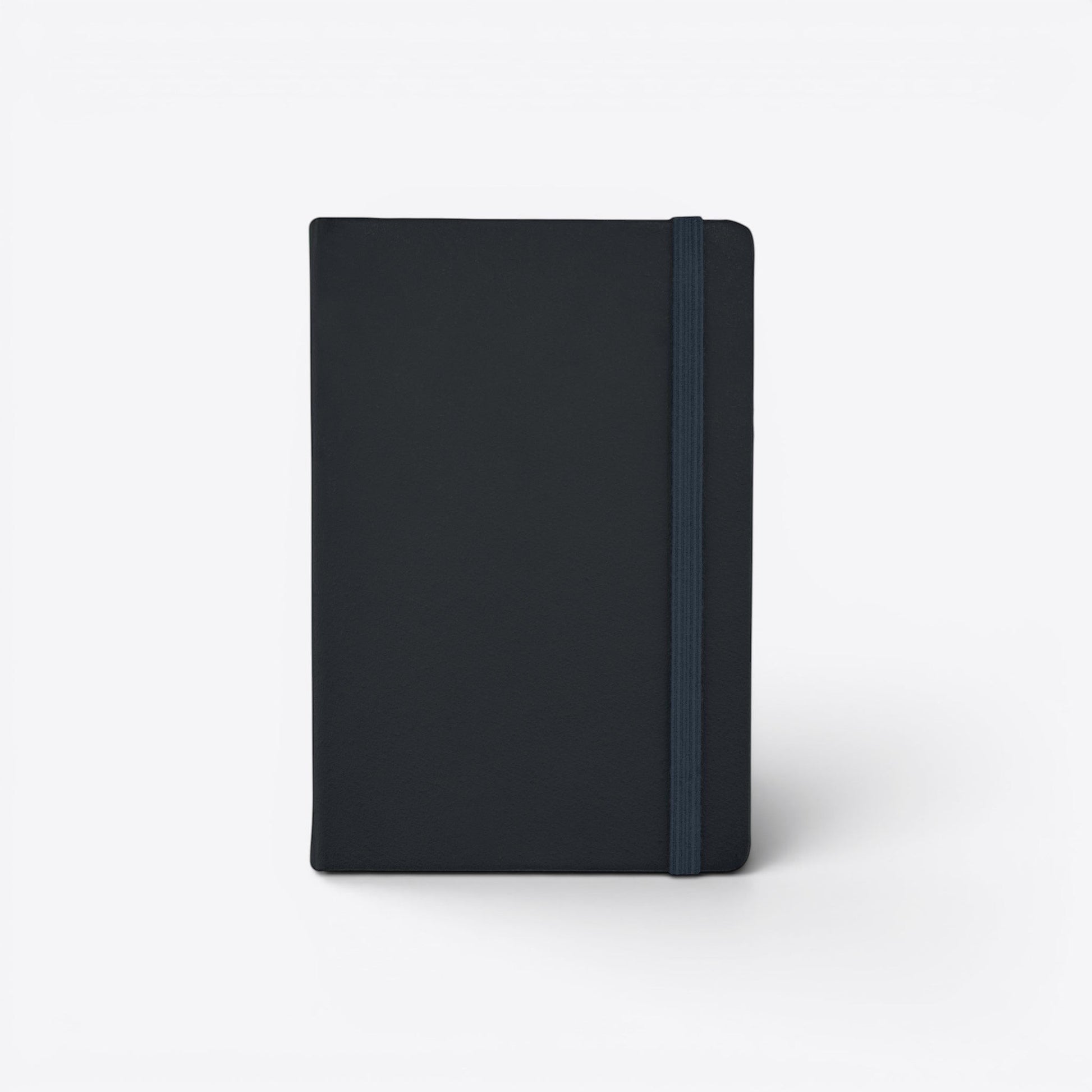 TODAY MERCH black notebook with integrated pen holder and elastic closure. Practical for notes and appointments.