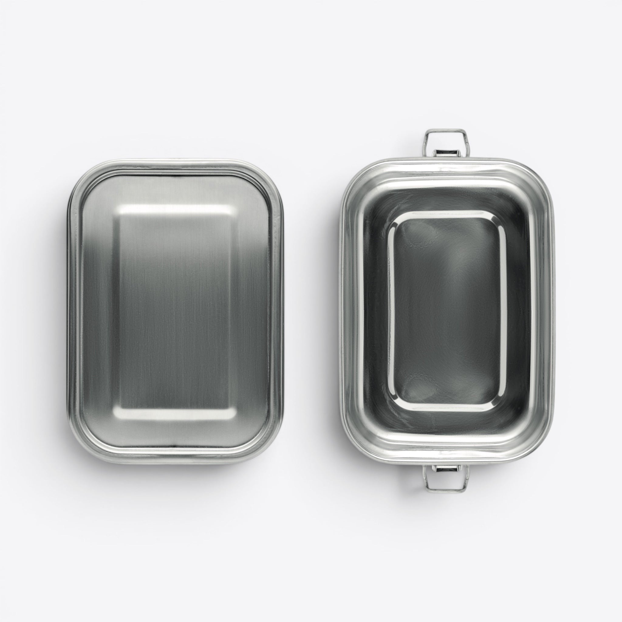 TODAY MERCH stainless steel lunchbox, rectangular, brushed metal finish, with secure clasp closure. Ideal for work.